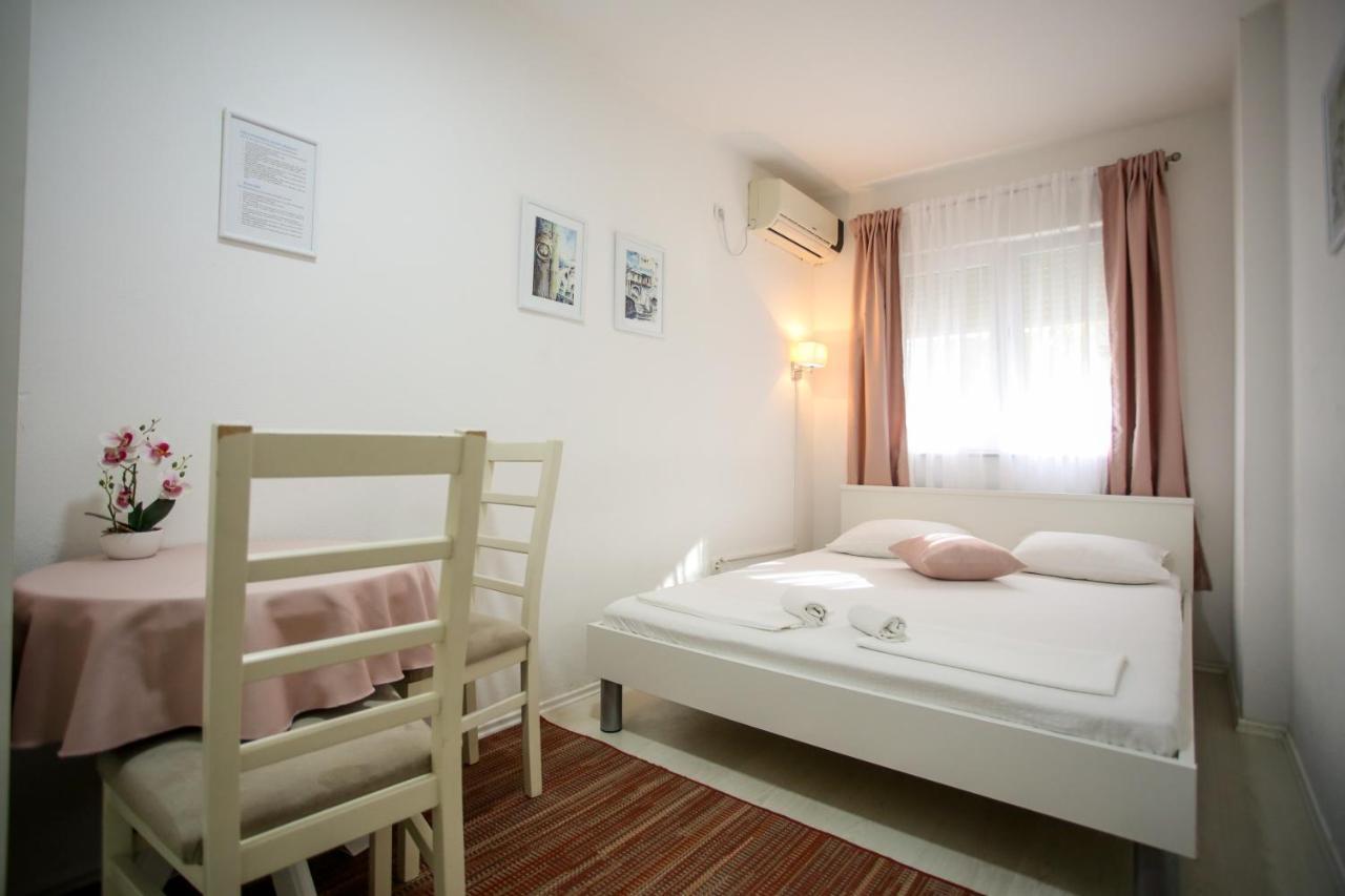 Guest house Aurora