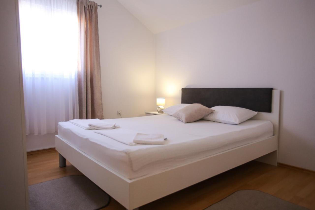 Aurora Guest house