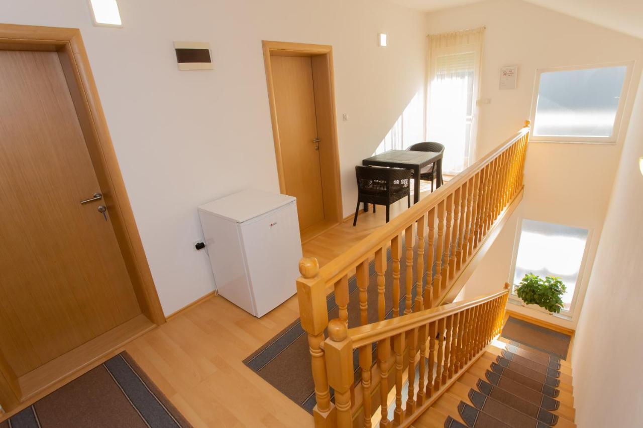 Guest house Aurora